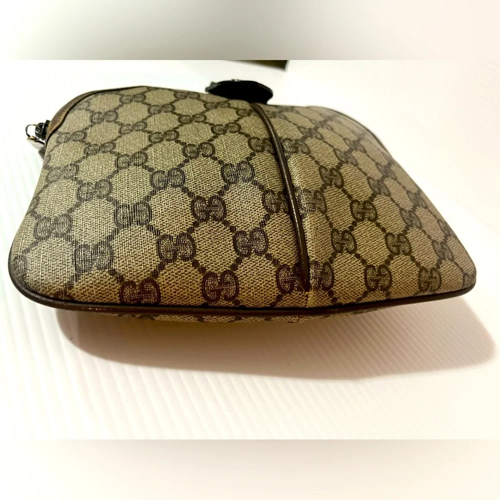 Authentic Gucci Dark Brown canvas cross body bag - Picture 2 of 7